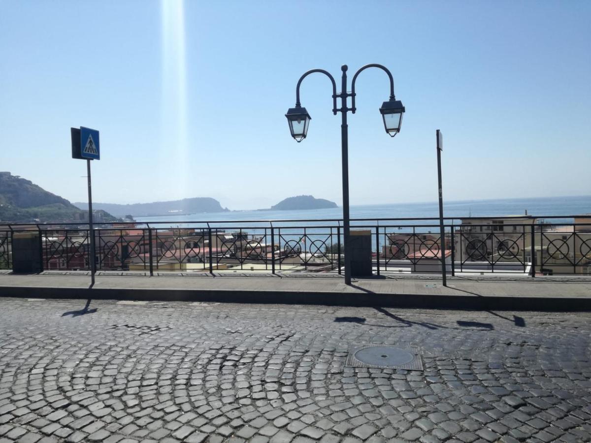 Hotel Il Rifugio 21 Pozzuoli Zewnętrze zdjęcie